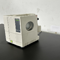Buchi V-700 Vacuum Pump image 1